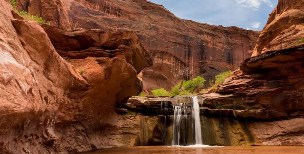 Coyote Gulch Backpacking in Grand Staircase Escalante