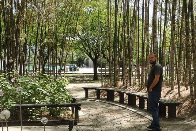 Parque Pies Descalsos 2 - qué hacer en Medellín