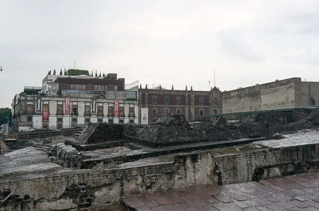 El Zócalo - que hacer en la Ciudad de México