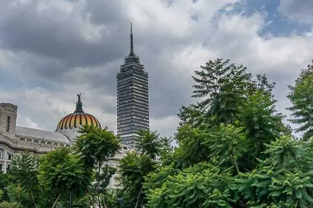 Torre Latinoamericana - que hacer en la Ciudad de México