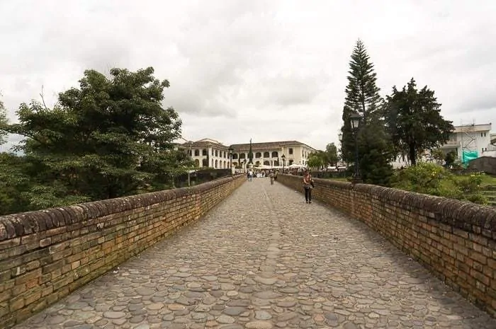 El Puente de Humilladero - Things to do in Popayan