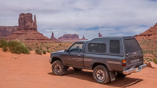 1991 Toyota Pickup Truck Hilux