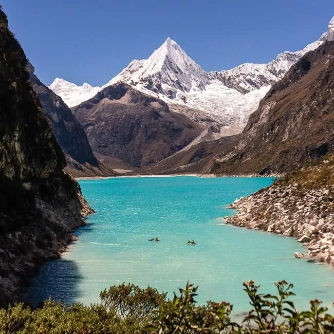 Laguna Parón - lugares turísticos en Perú