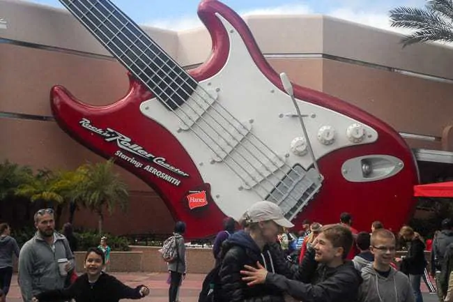 Aerosmith Rock'n Roller Coaster - Places to Visit in Orlando Florida