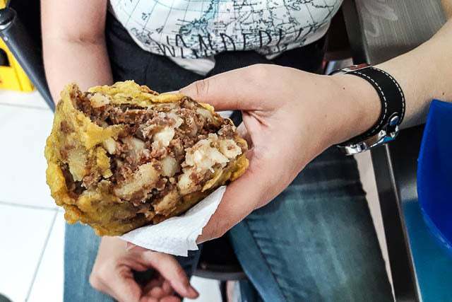 Papa rellena - comida colombiana