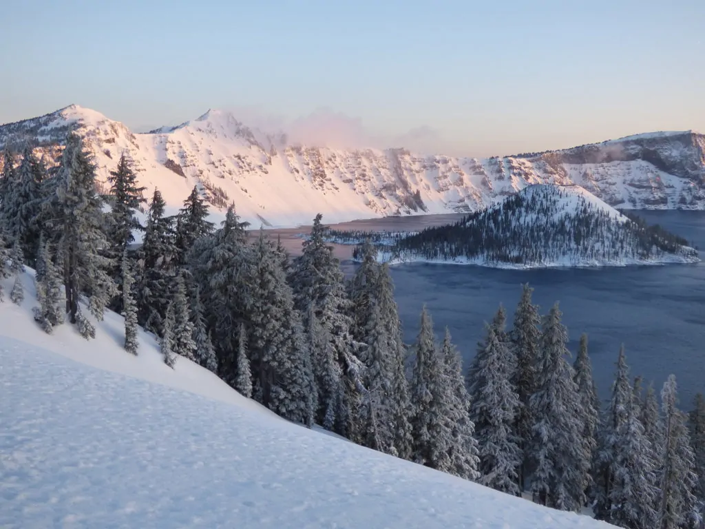 best US national parks to visit in spring Crater Lake