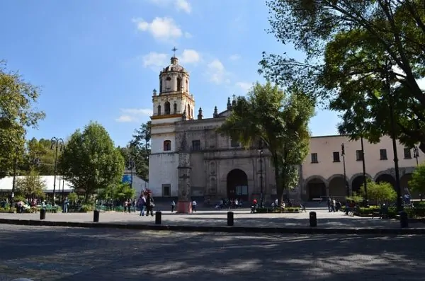 best mexico city hostels coyoacan church