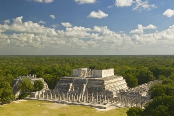 best things to do in cancun mexico chichen itza 02