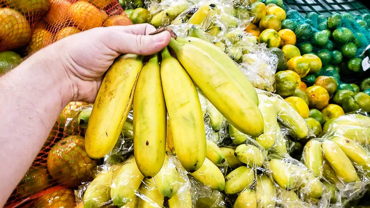 A Tour of Deliciously Exotic Colombian Fruits travel, south-america, colombia