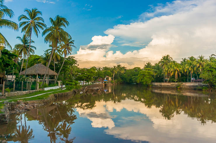 tourist location in el salvador