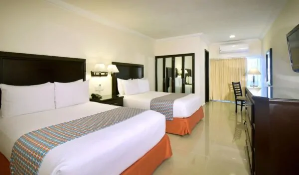 where to stay in cancun Hotel Bonampak