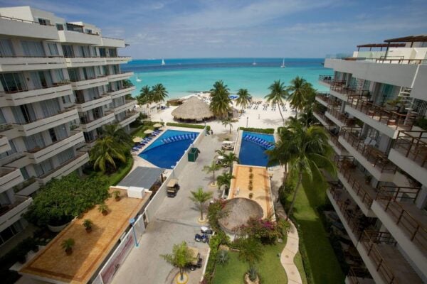 where to stay in cancun Ixchel Beach Hotel