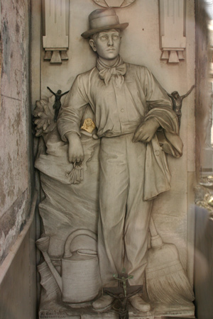 recoleta cemetery buenos aires alleno